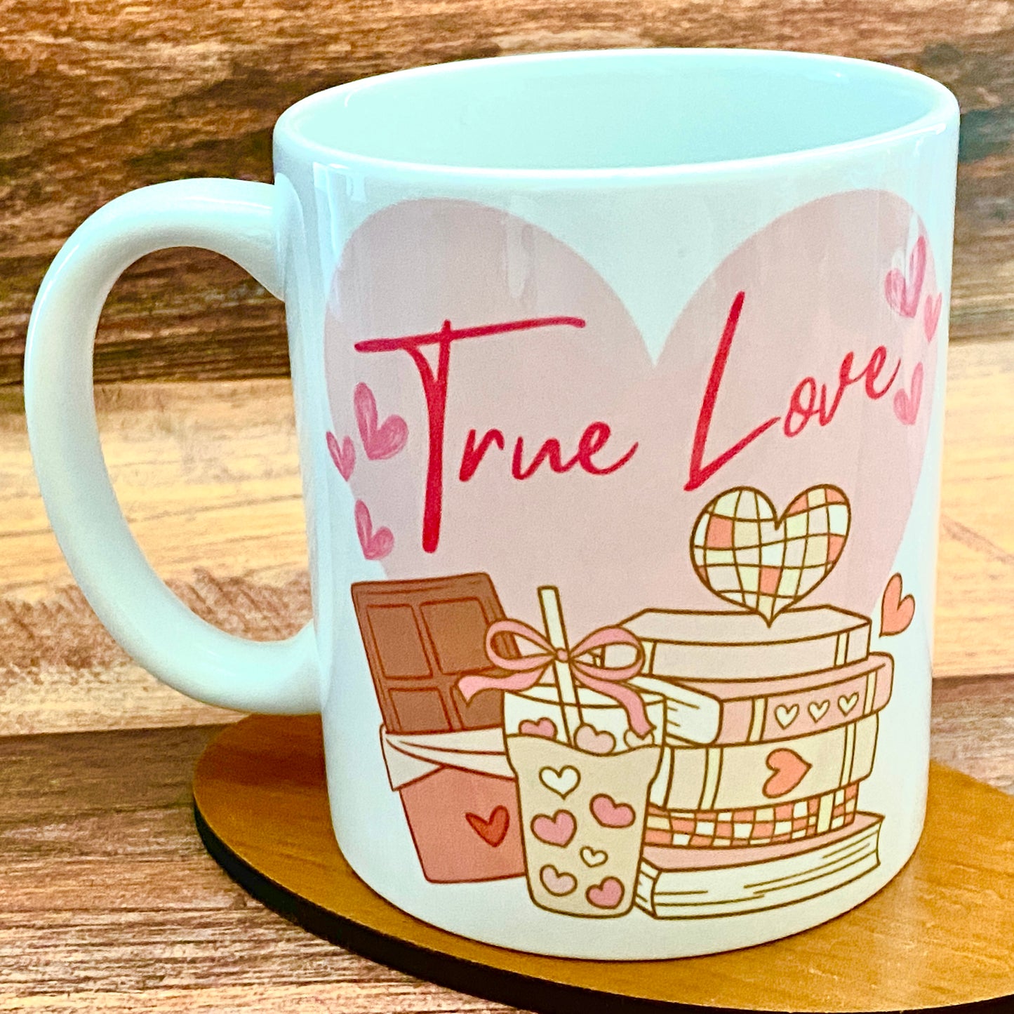 True Love Coffee Mug – Romantic Heart, Books & Chocolate Design – Perfect Gift for Book Lovers and Coffee Lovers