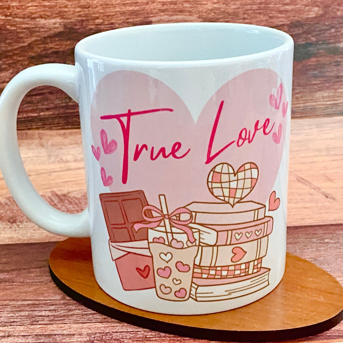 True Love Coffee Mug – Romantic Heart, Books & Chocolate Design – Perfect Gift for Book Lovers and Coffee Lovers