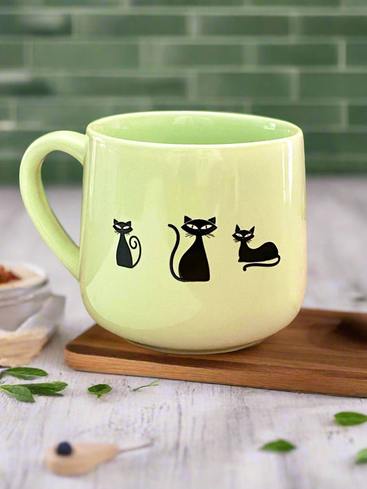 Retro Ceramic Mug, Atomic Cats on Light Green 16oz Tea Cup/Coffee Mug