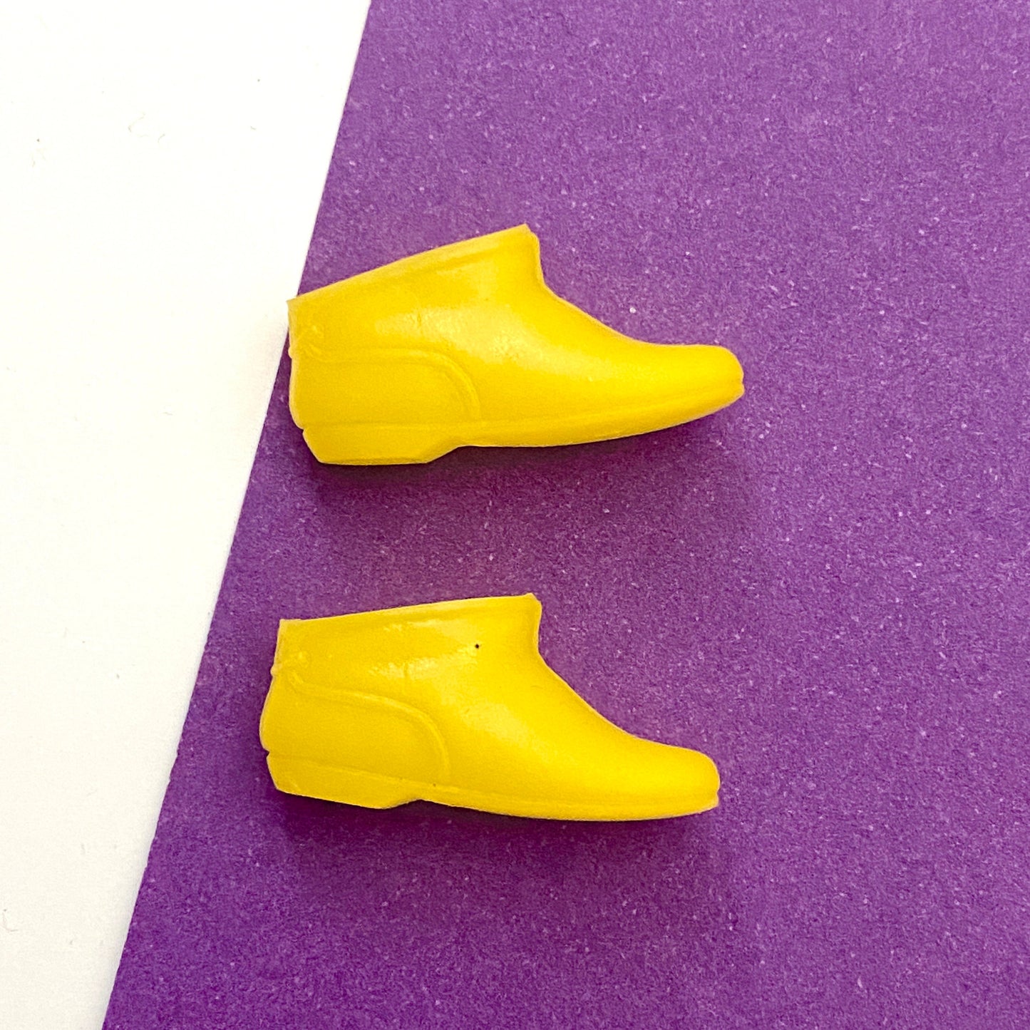 Vintage Barbie Skipper Yellow Ankle Boots, Flats N Heels PAK & Skipper Confetti Cutie #1963