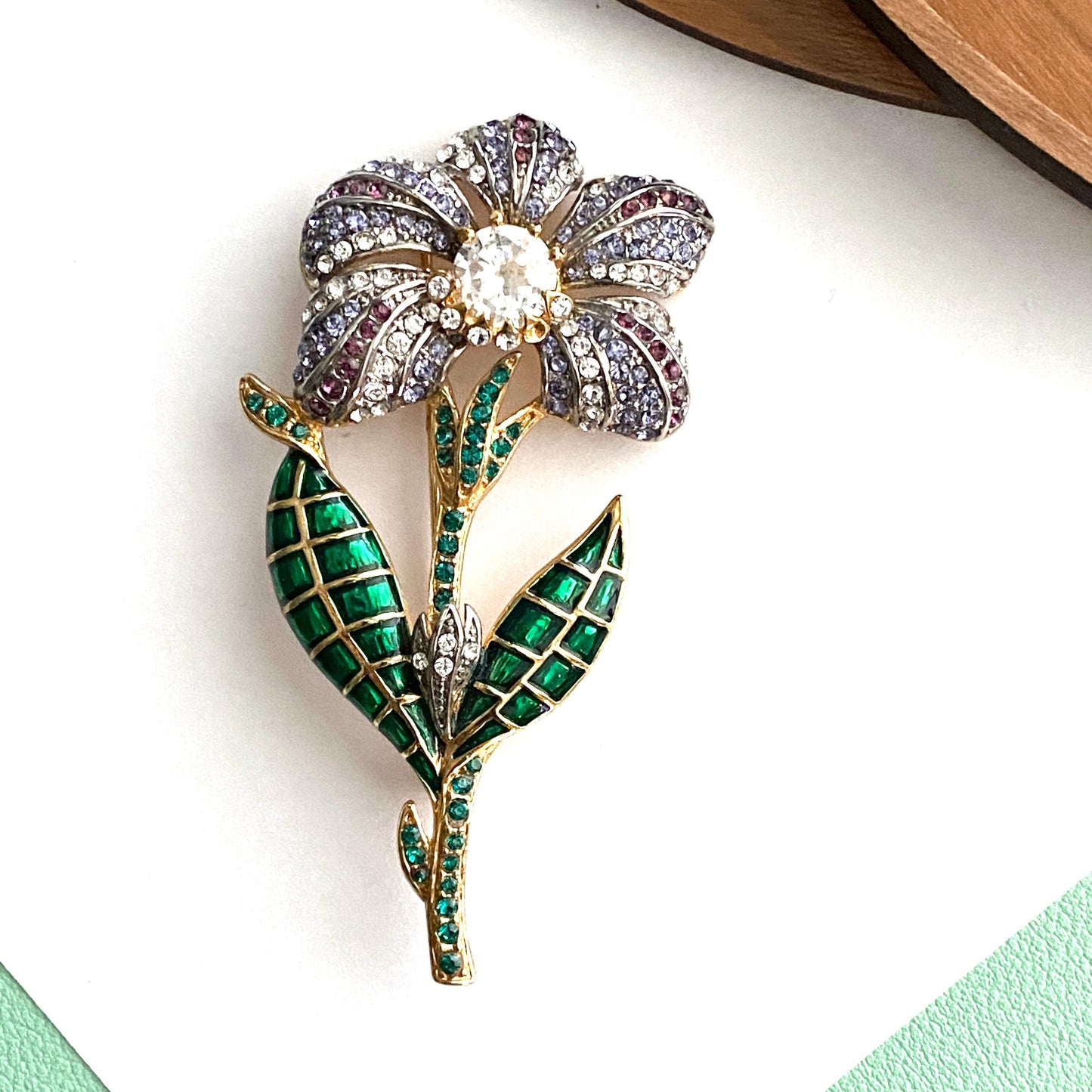 Museum of Metropolitan Art Flower Brooch Pin Victoria & Albert Collection, Purple and White Rhinestones w Green Enamel Paint