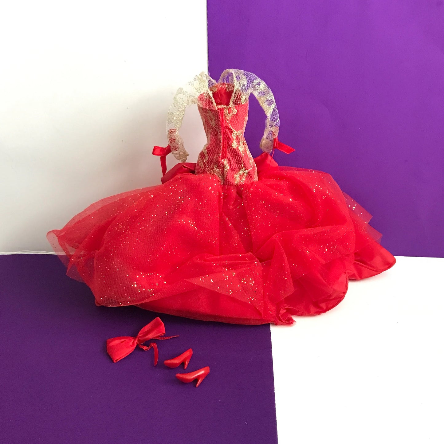 Barbie Ball Gown Radiant In Red Dress with Shoes and Hair Bow 1992, 1990s Barbie Fashions