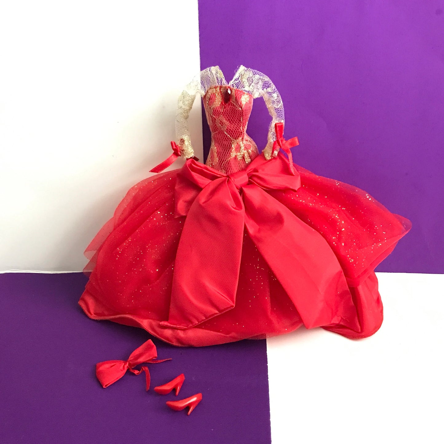 Barbie Ball Gown Radiant In Red Dress with Shoes and Hair Bow 1992, 1990s Barbie Fashions